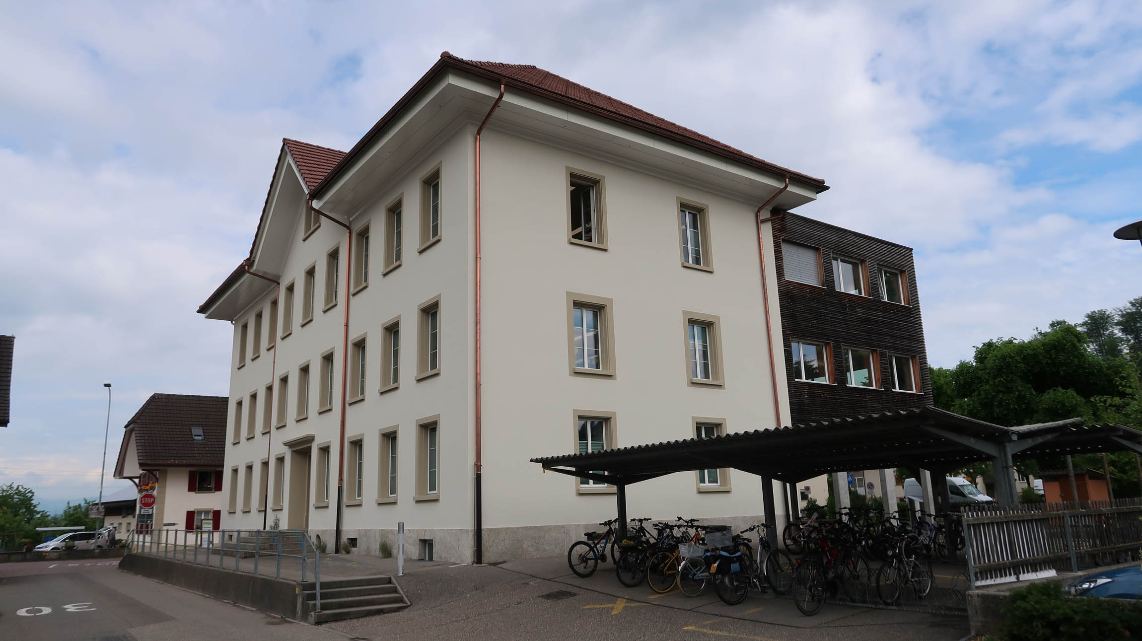 Ersatz Fenster Schulhaus Küngoldingen