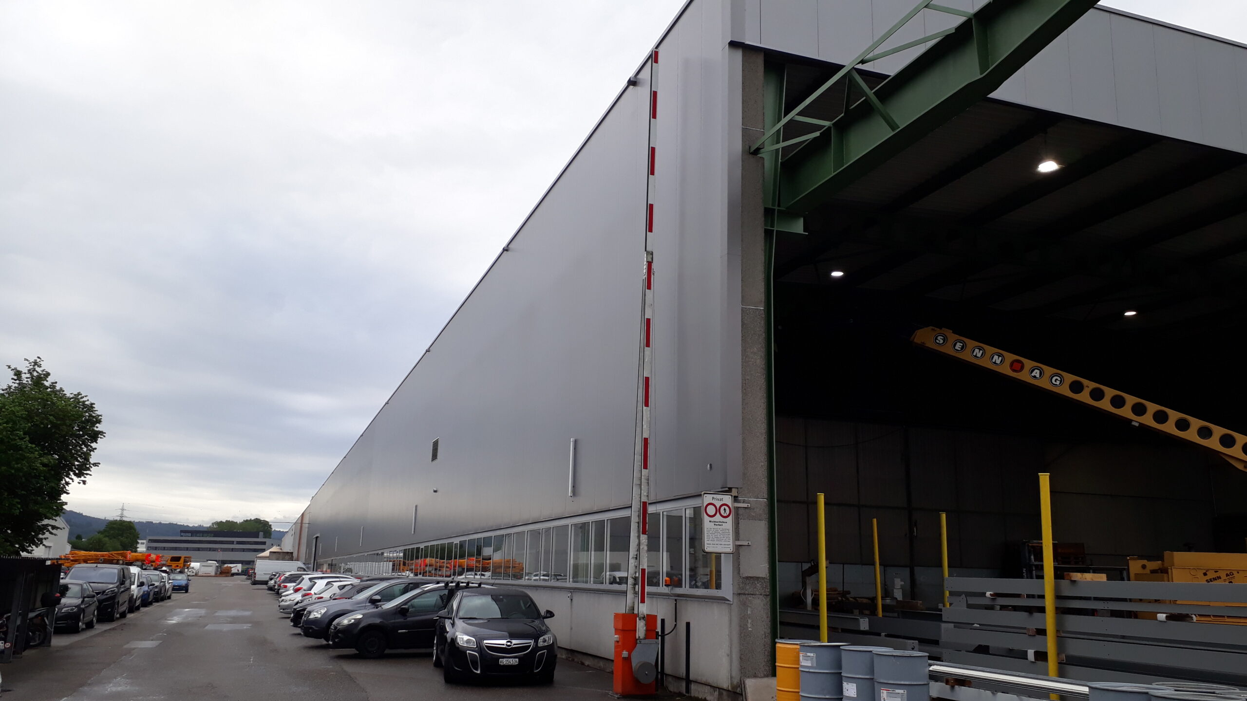 Energetische Fassadensanierung Industriehalle Oftringen