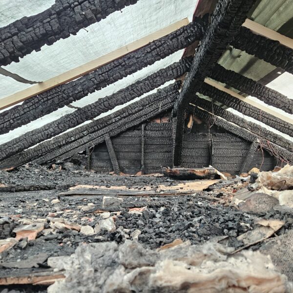 Dachstuhl mit Notdach