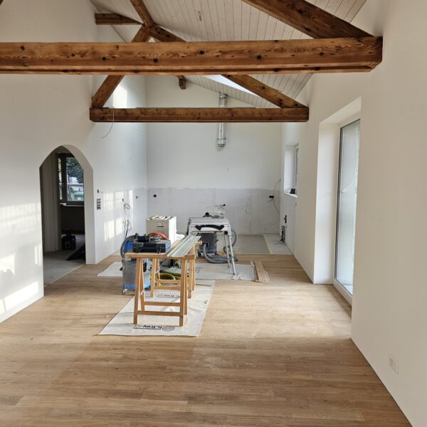 Wohnzimmer vor Kücheneinbau